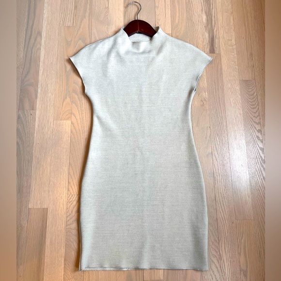 ZARA MINI DRESS - MEDIUM - STRETCHY AND HIGH QUALITY FABRIC - NUDE / BEIGE - Picture 1 of 2